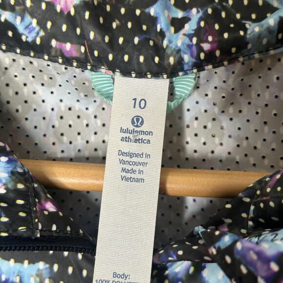 LULULEMON Back Pack It Jacket Floral Sport Tranquil Blue Multi Sz 10 {P32} - Picture 9 of 9